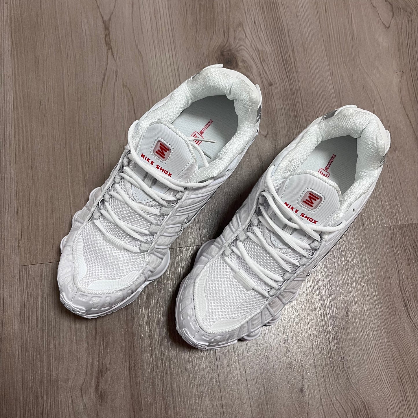 NIKE SHOX WHITE🍭