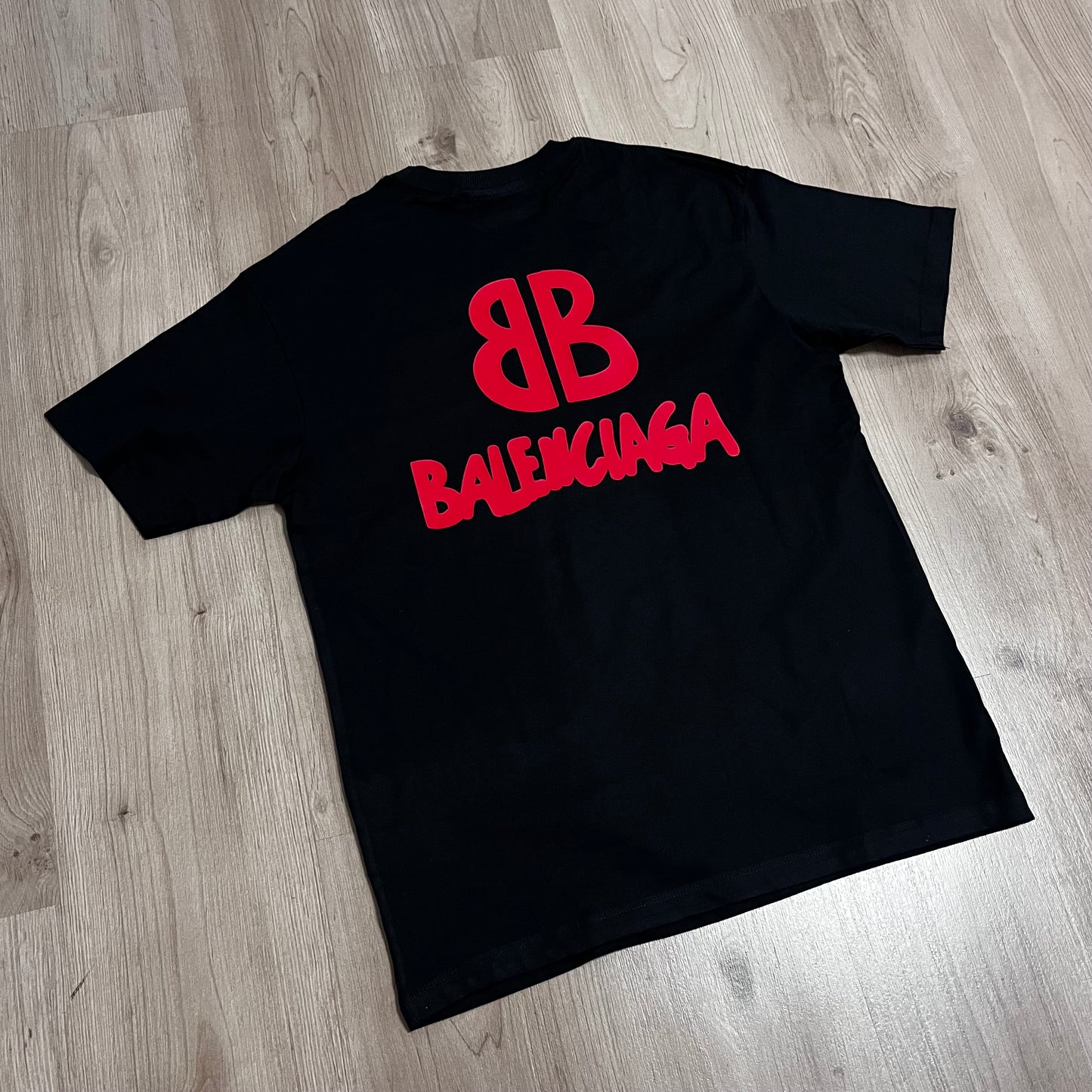 Camiseta OVERSIZE BALENCIAGA BB