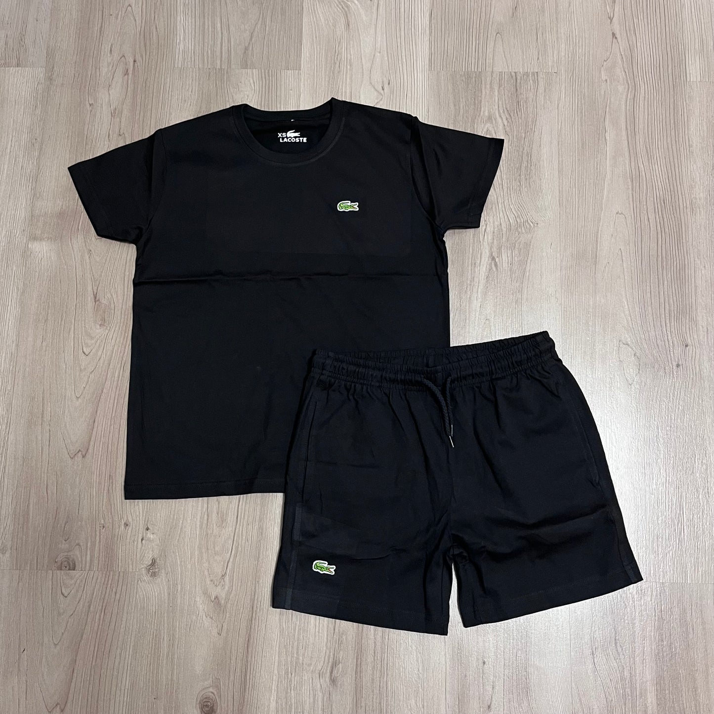 Conjunto corto LACOSTE