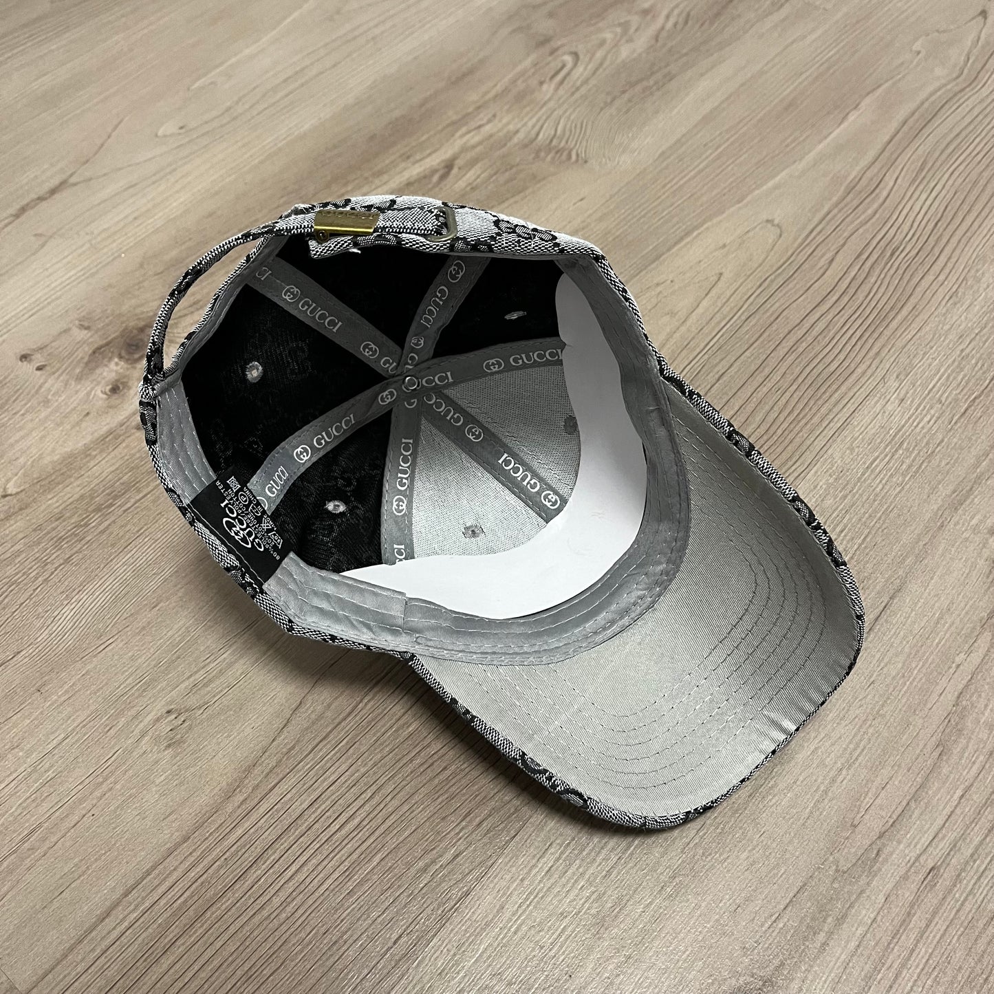 GORRA GUCC GRIS