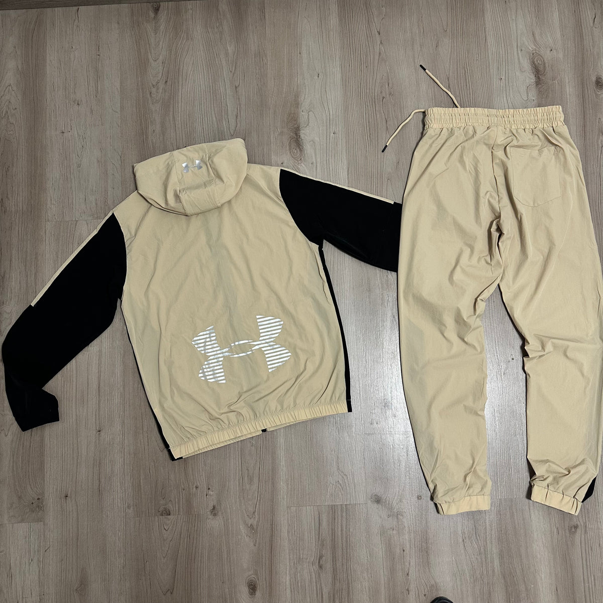 Conjunto UNDER ARMOUR