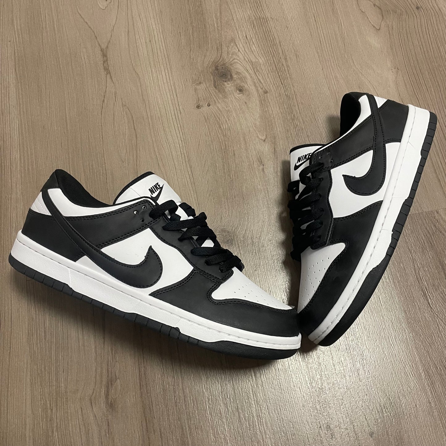 NIKE DUNK