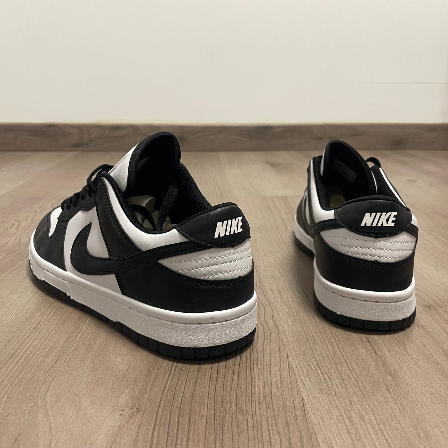 NIKE DUNK