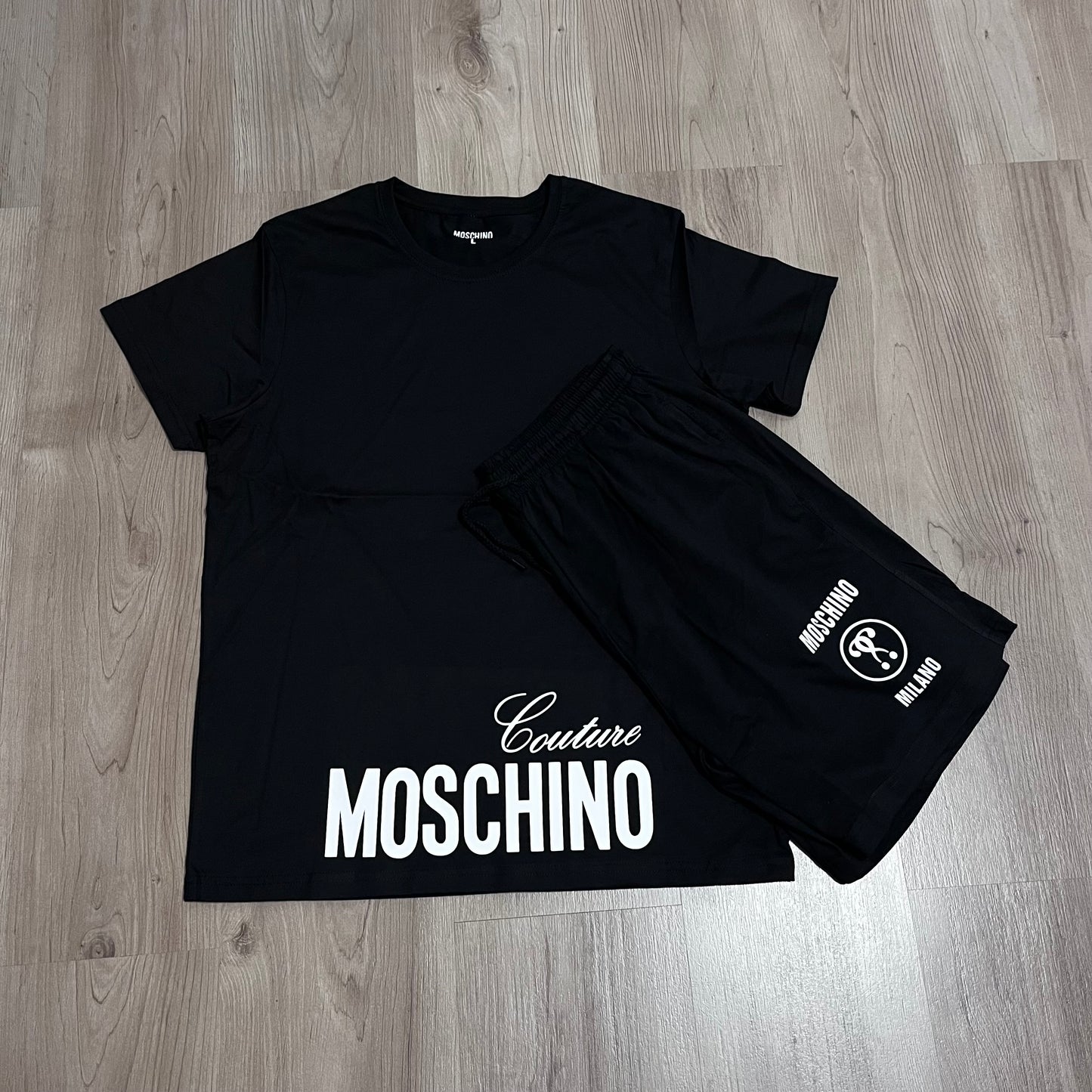 Conjunto corto MOSCHINO
