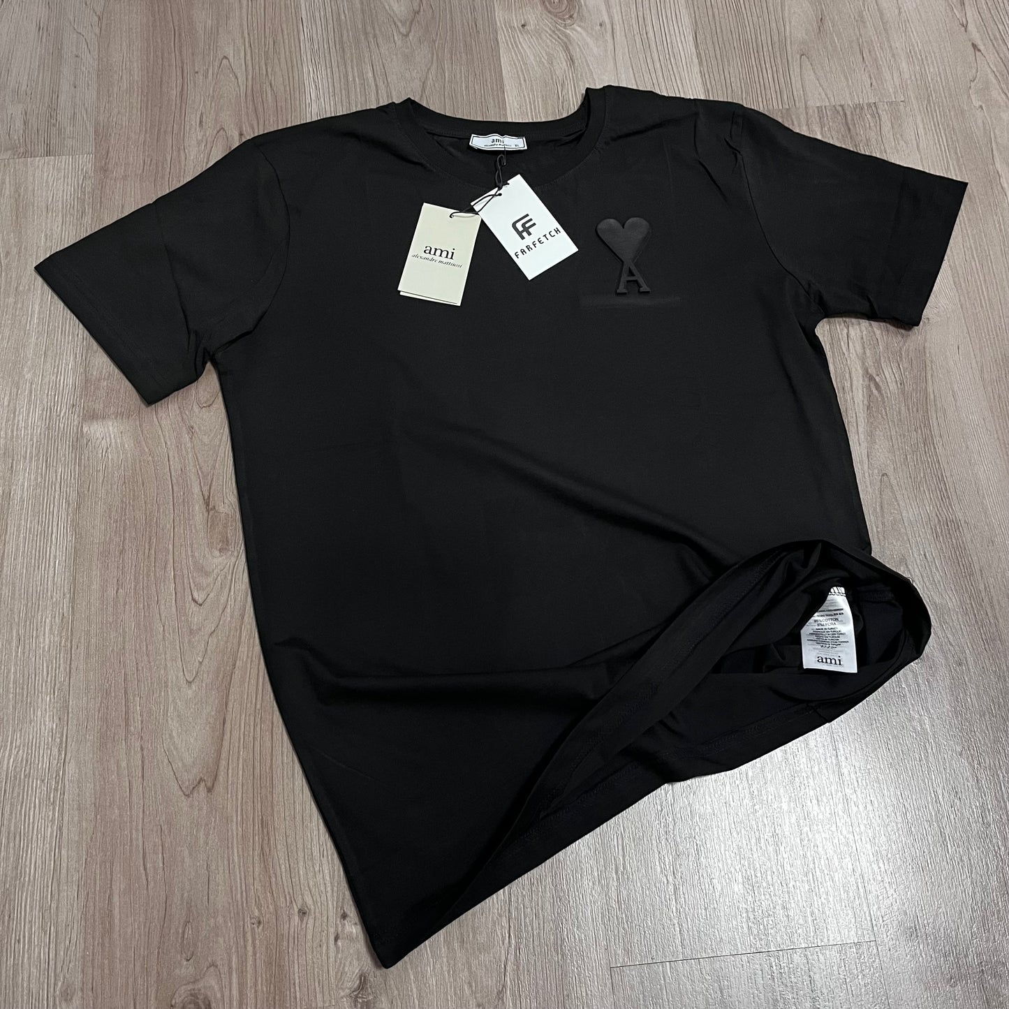 Camiseta BLACK AMI