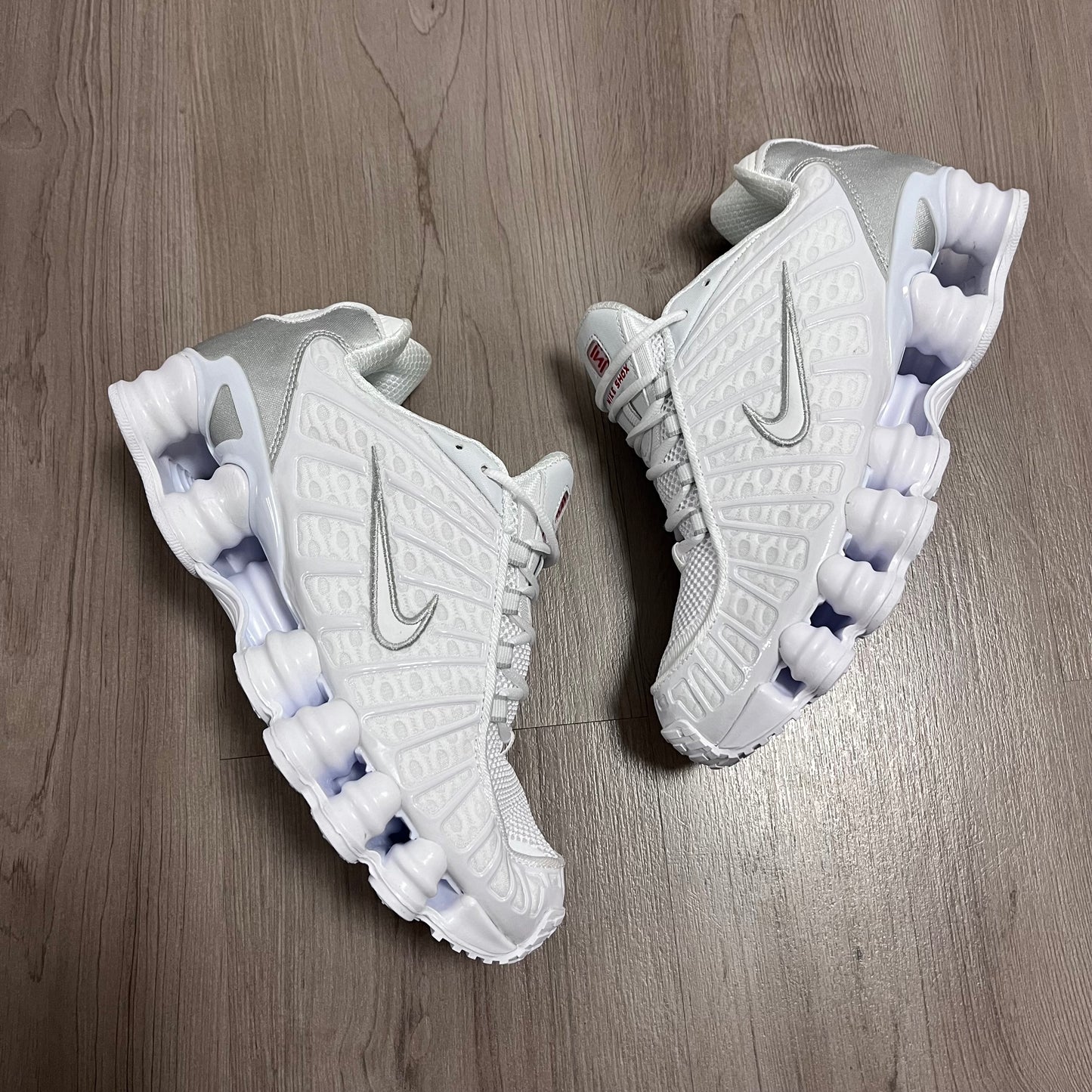 NIKE SHOX WHITE🍭