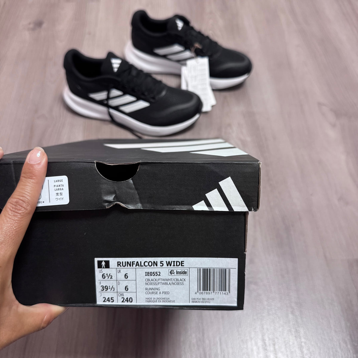 Adidas Runfalcon 5
TALLA 39 1/3