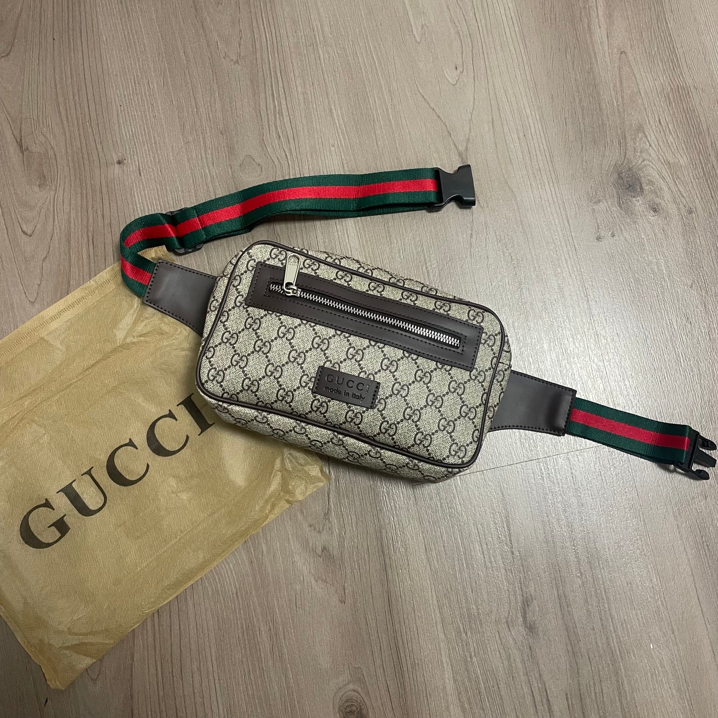RIÑONERA GUCCI