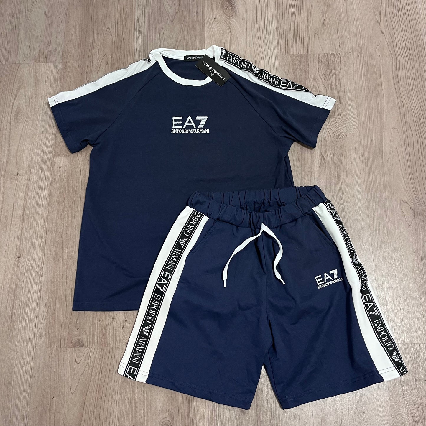 Conjunto corto AZUL MARINO ARMANI BORDADO