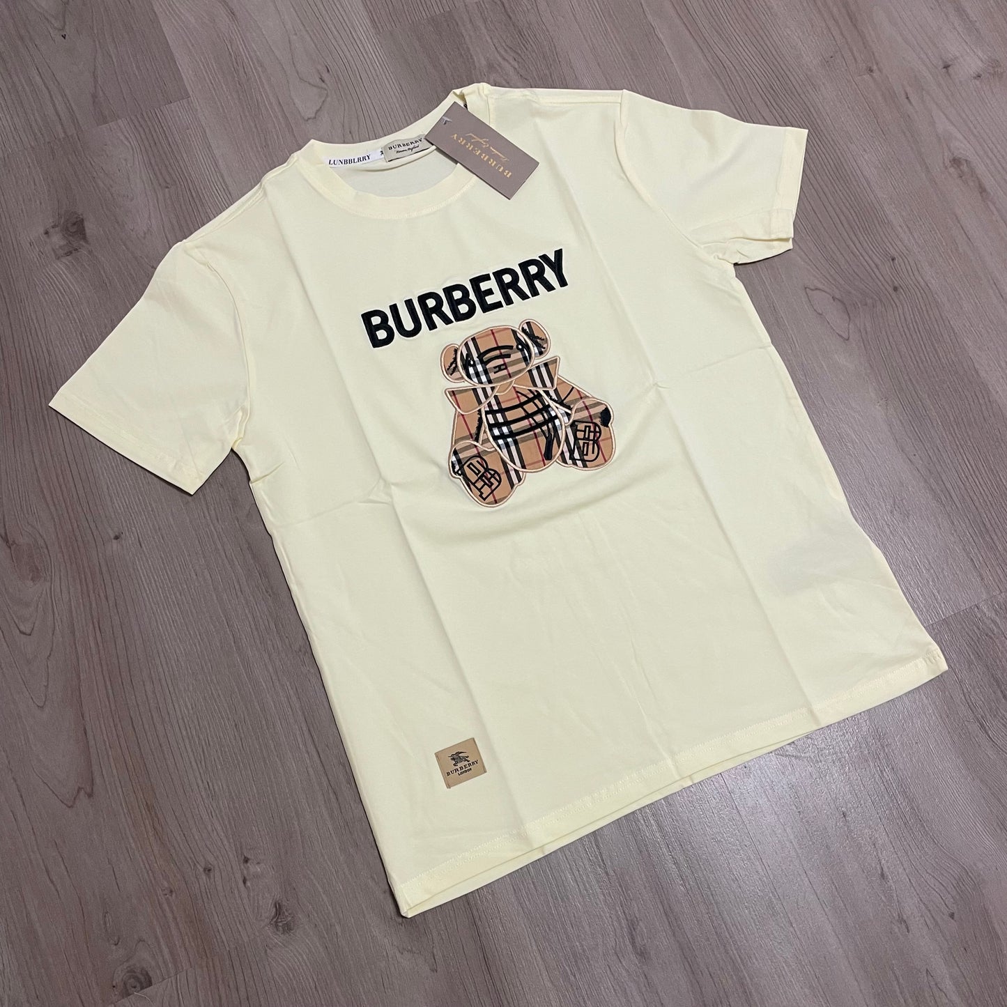 Camiseta BURBERRY TED 🍭😎
