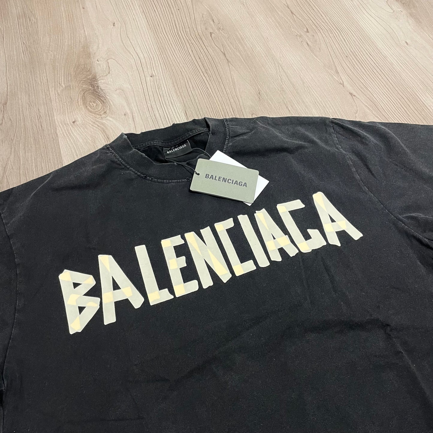 Camiseta OVERSIZE BALENCIAG