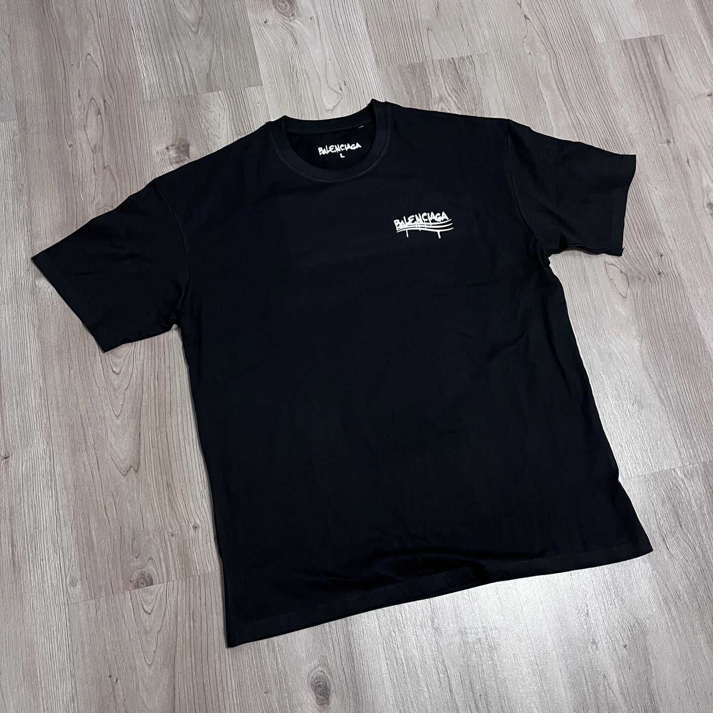 Camiseta OVERSIZE BALENCIAGA BB