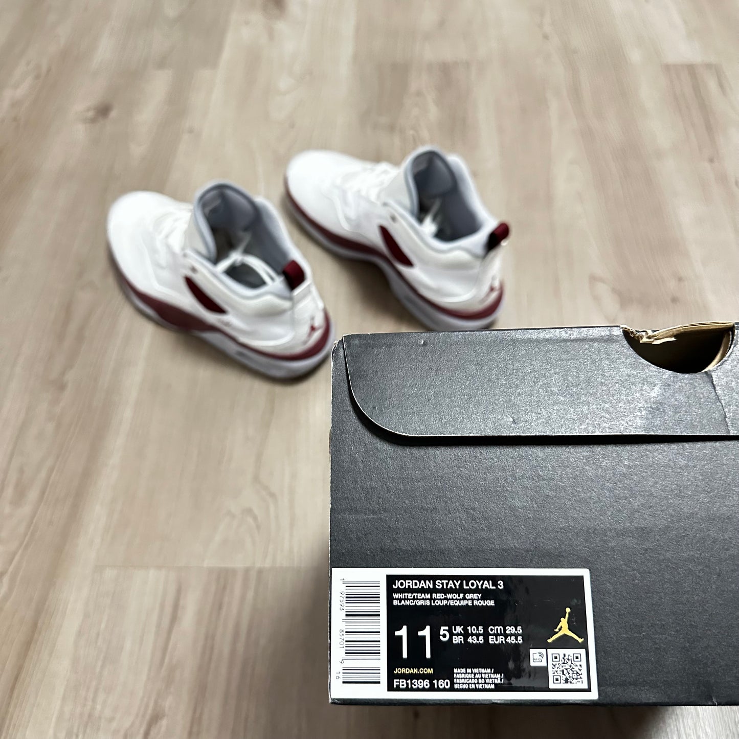 JORDAN STAY 3 TALLA 45,5
