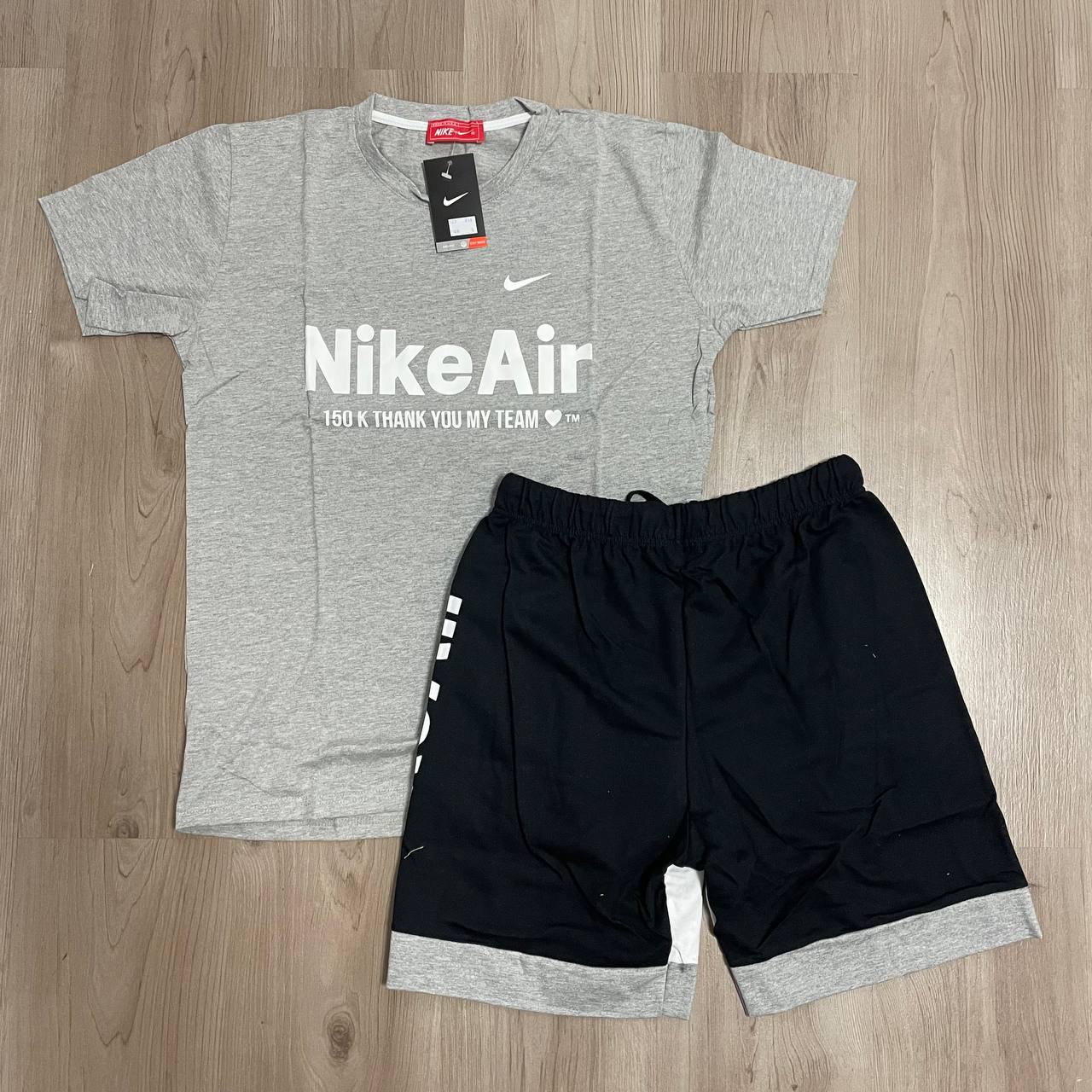 Conjunto corto NIKE GREY