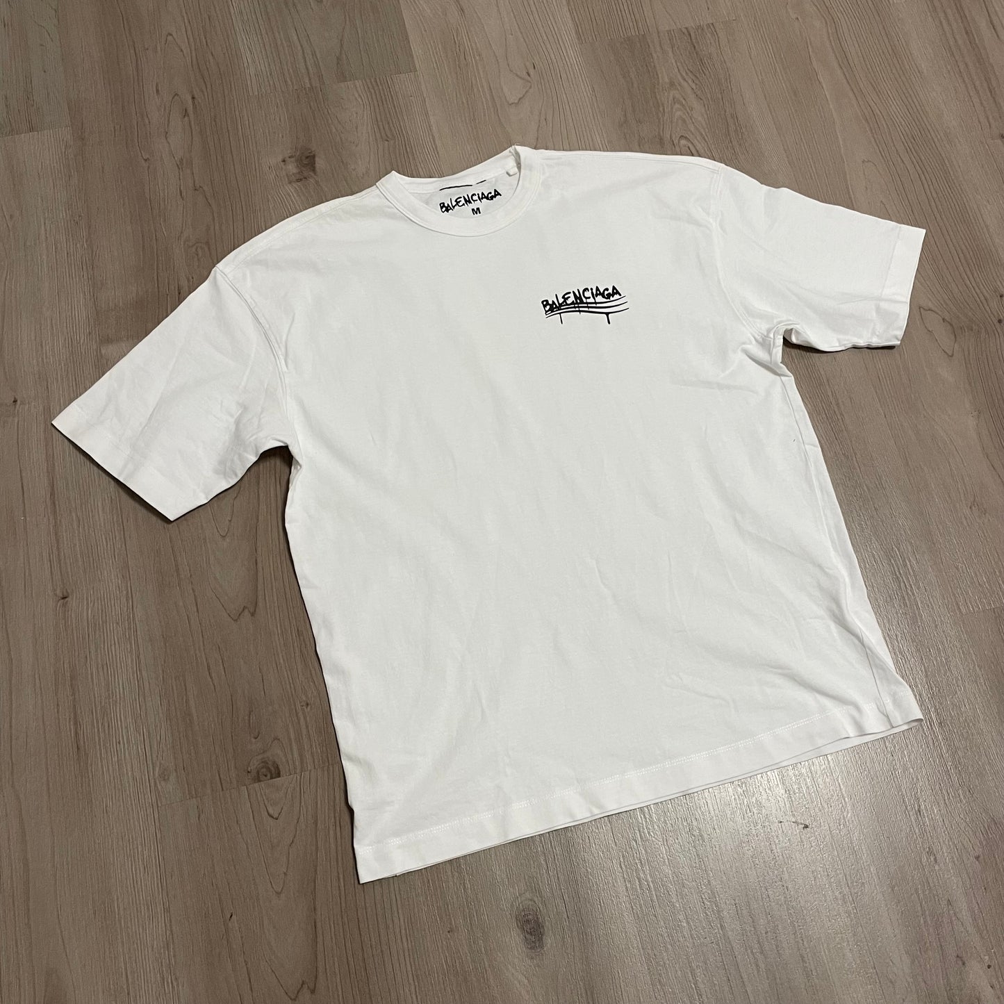 Camiseta OVERSIZE BALENCIAGA BB