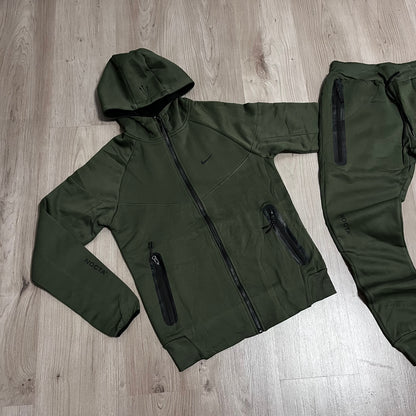 Conjunto NIKE NOCTA
