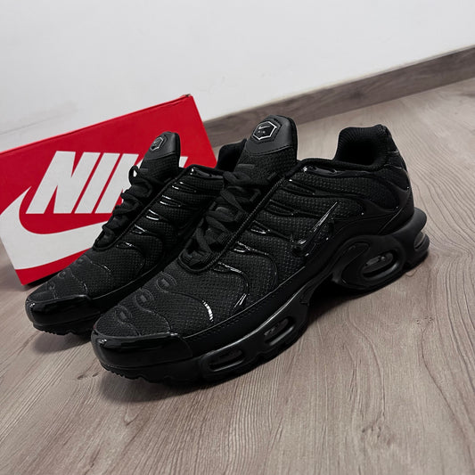 NIKE TN ALL BLACK 🍭