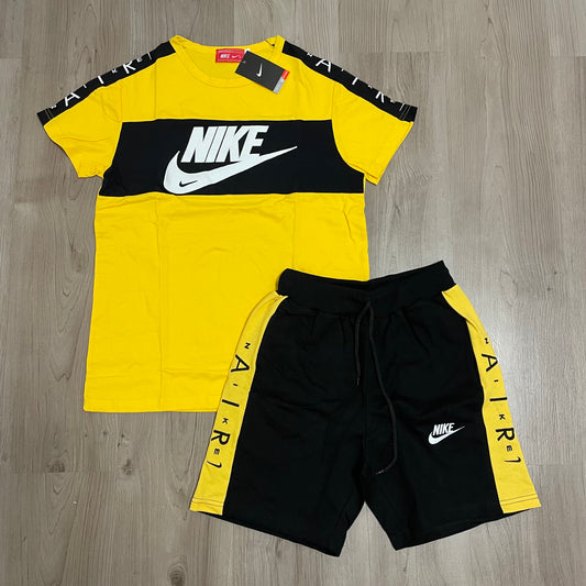 Conjunto corto NIKE BORDADO