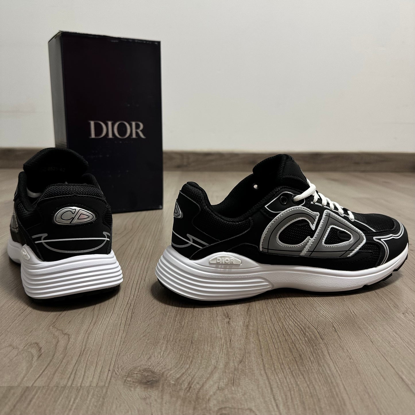 DIOR B30 letras CD REFLECTANTES