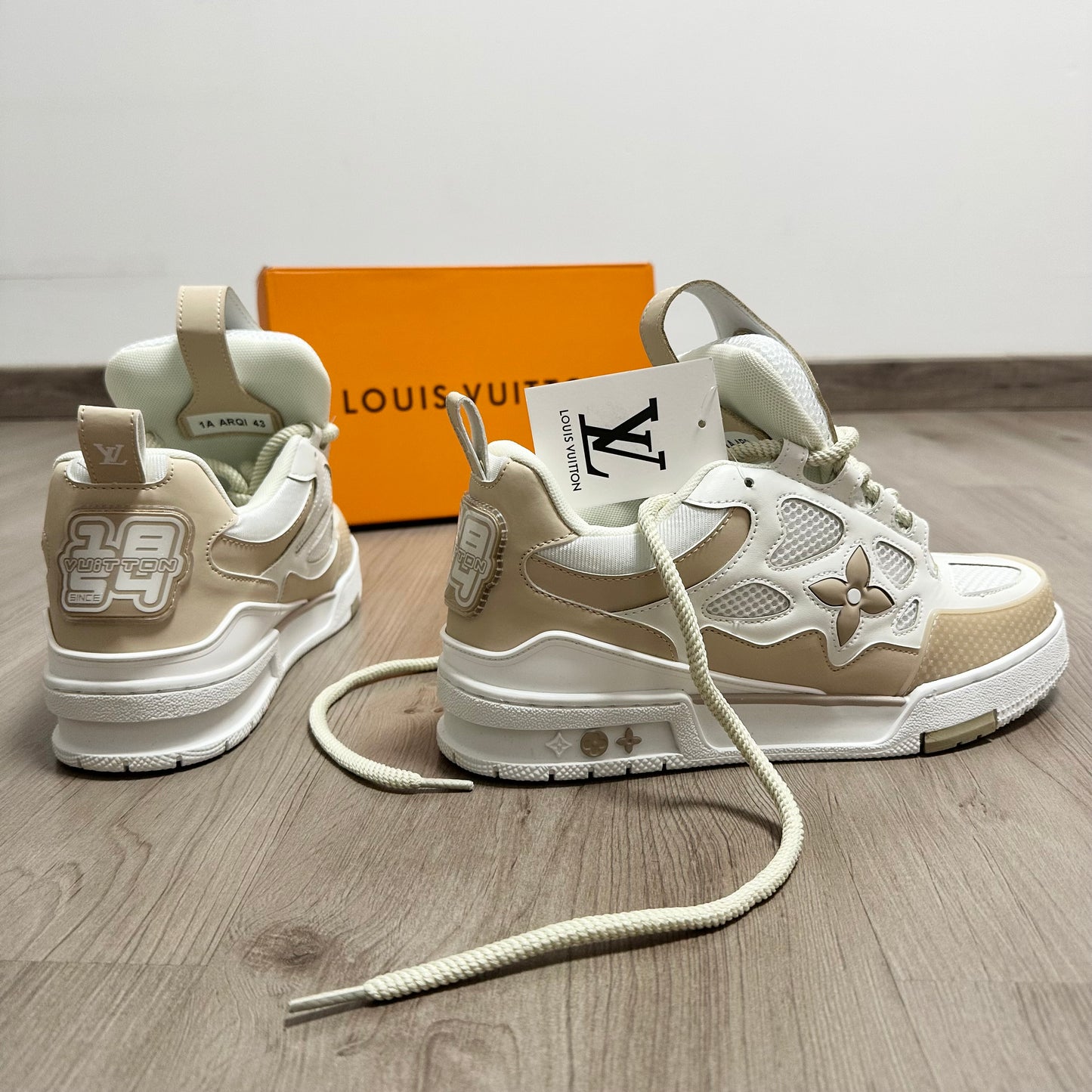 ZAPATILLAS LV