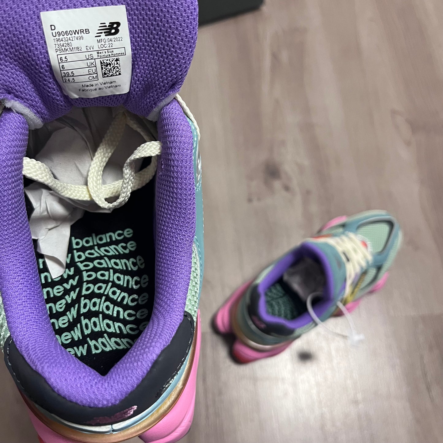 NEW BALANCE MULTI COLOUR