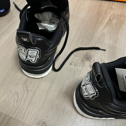 ZAPATILLAS LV