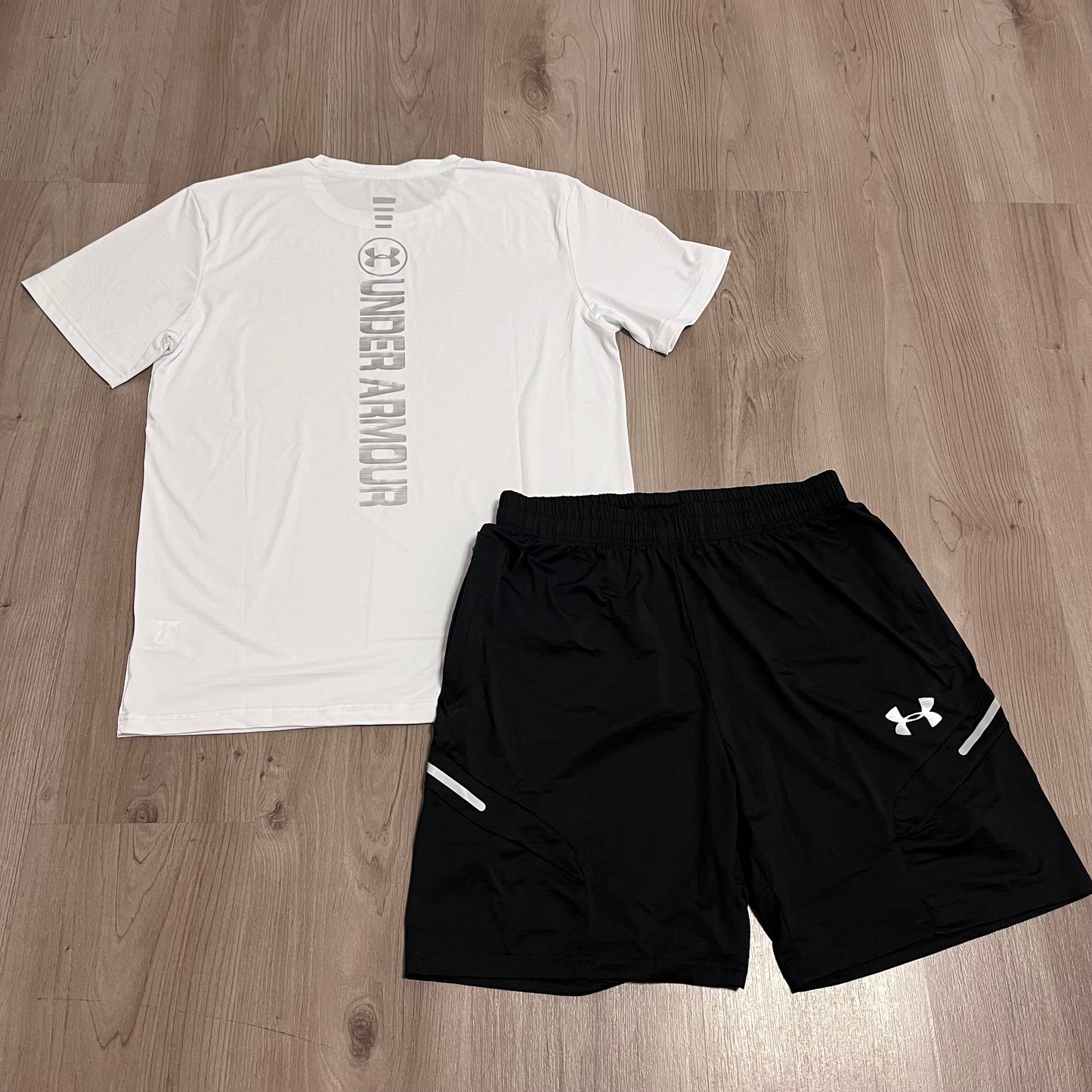 Conjunto corto UNDER ARMOUR SLIM FIT