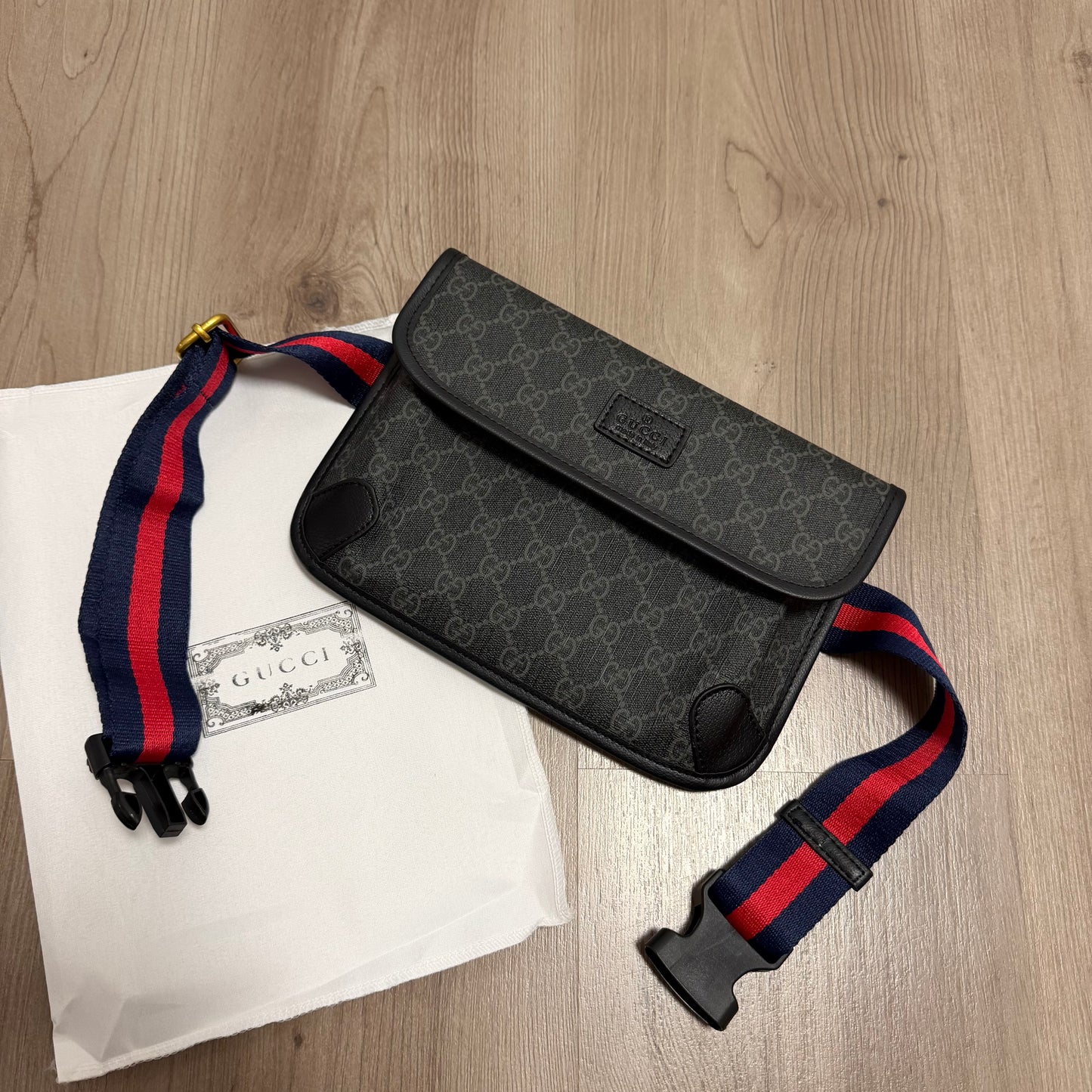 RIÑONERA GUCCI NEW