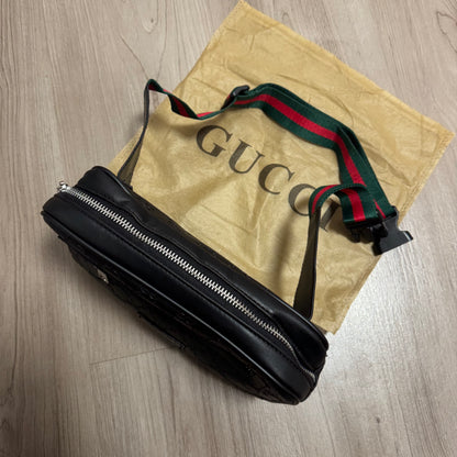 RIÑONERA GUCCI BLACK RELIEVE
