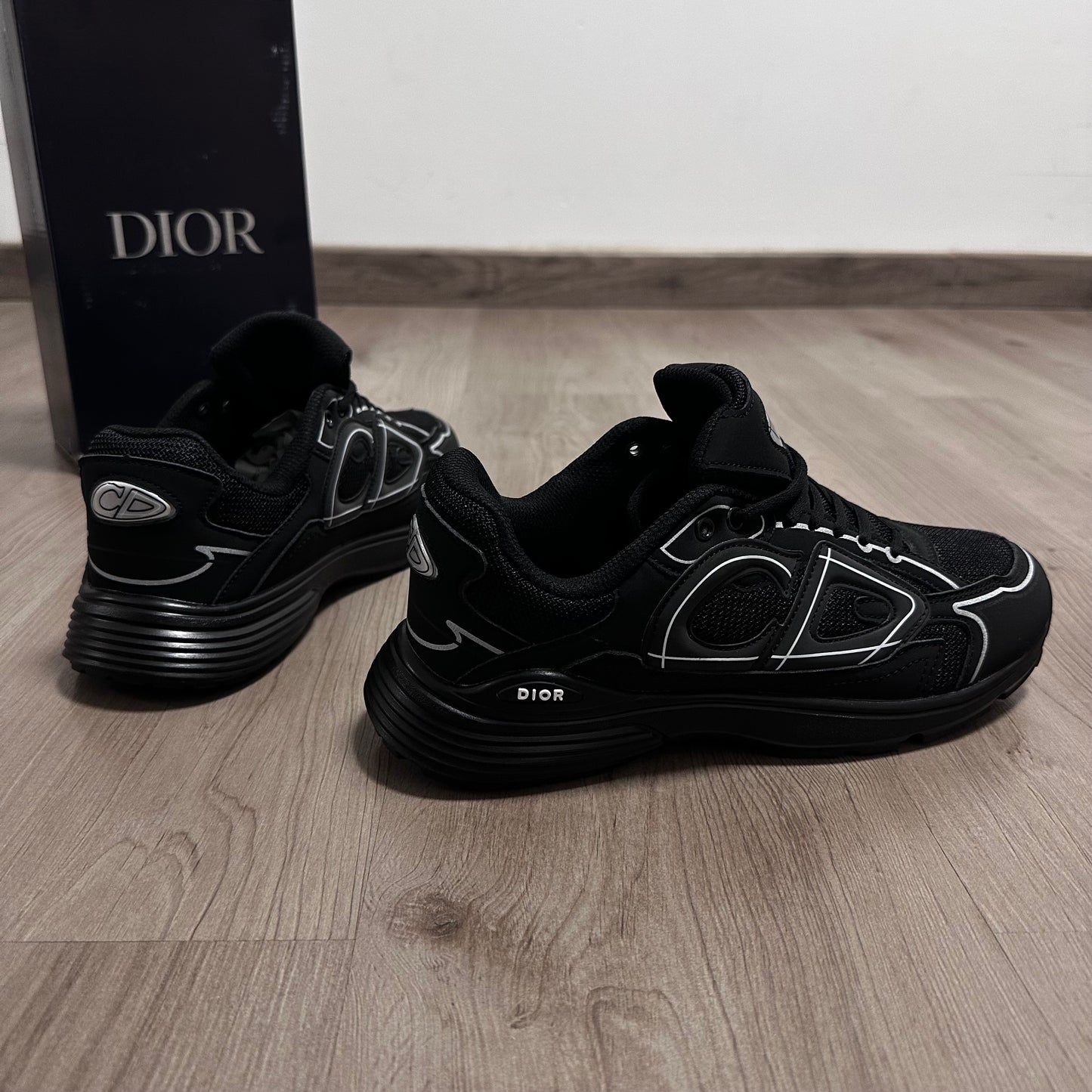 DIOR B30 letras CD REFLECTANTES