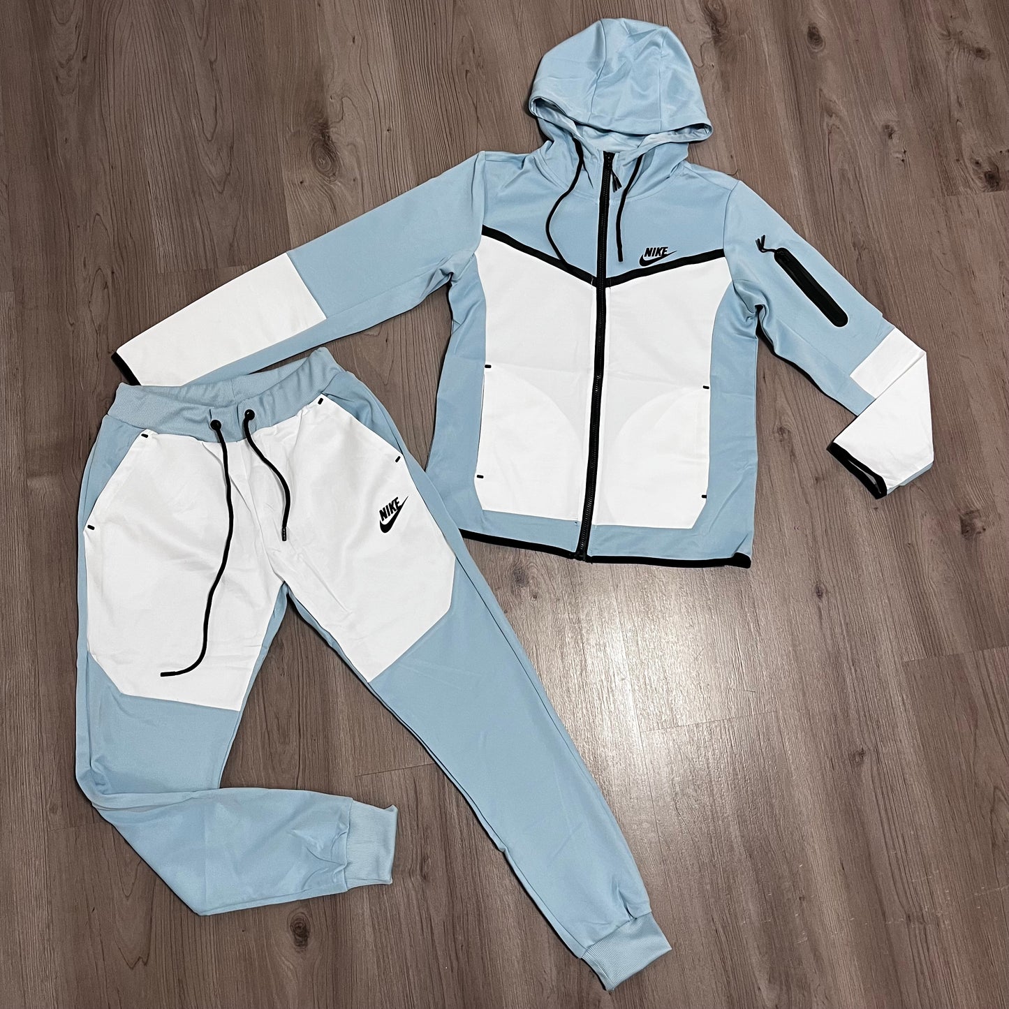 Conjunto NIKE TECH AZUL TURQUESA