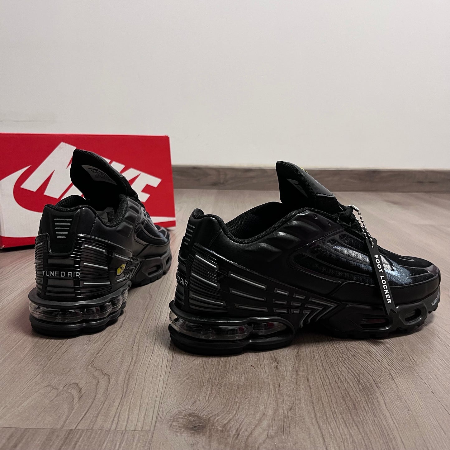 NIKE TUNED III BLACK