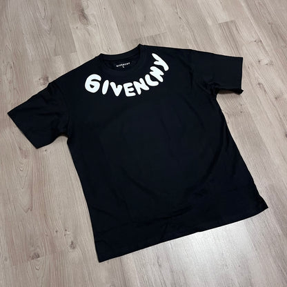CAMISETA GIVENCHY OVERSIZE