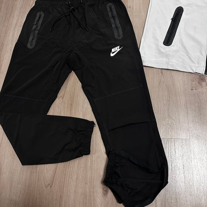 Conjunto NIKE TECH
