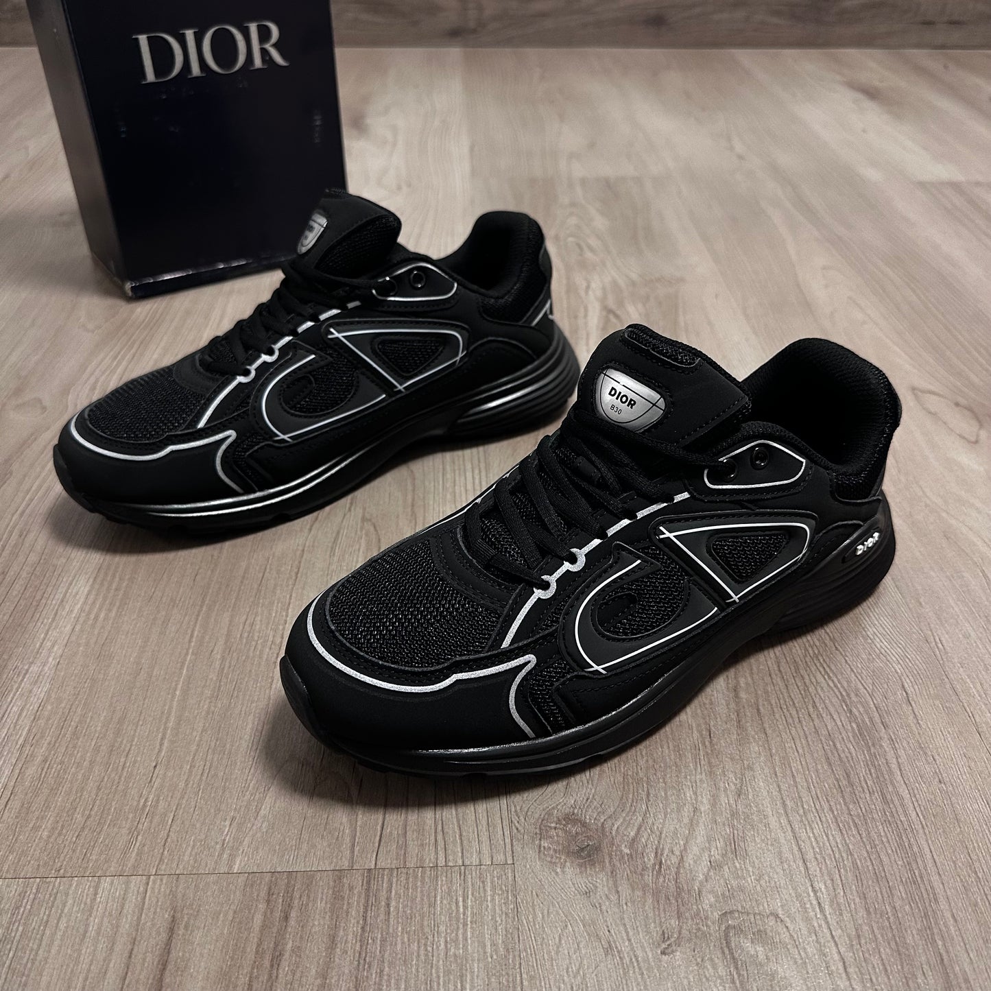 DIOR B30 letras CD REFLECTANTES