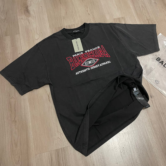 Camiseta OVERSIZE BORDADA BALENCIAG