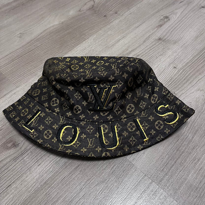 GORRO  LV MARRÓN/NEGRO/DORADO