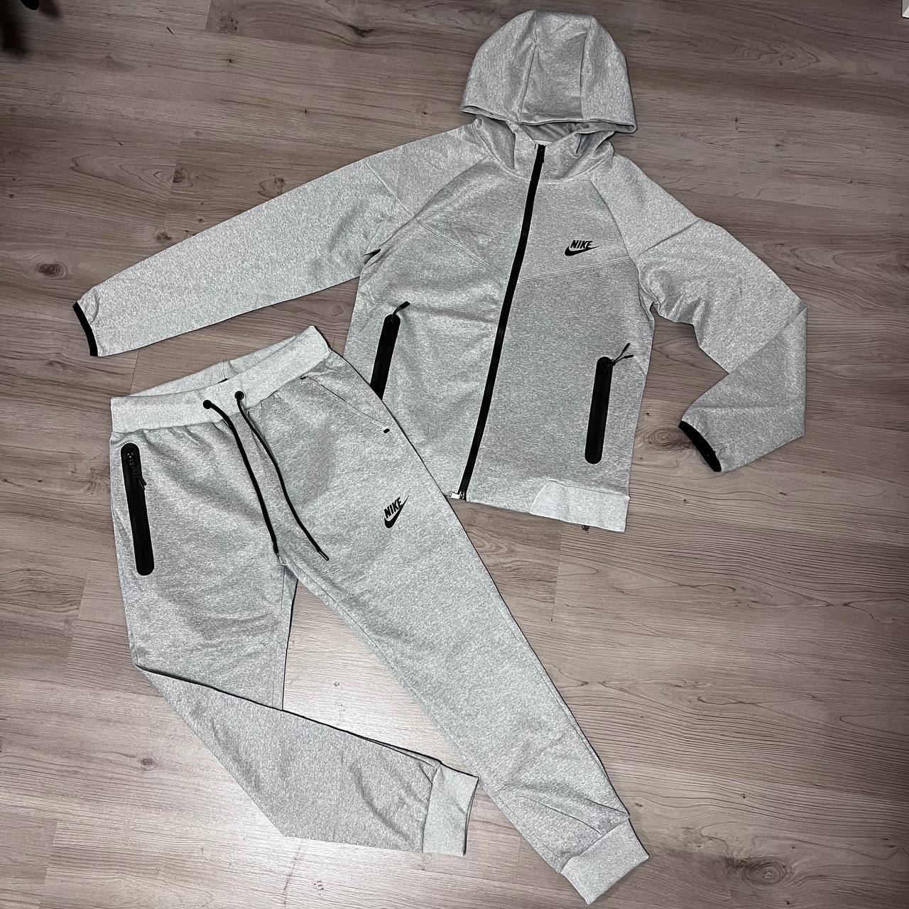 Conjunto TECH GRIS