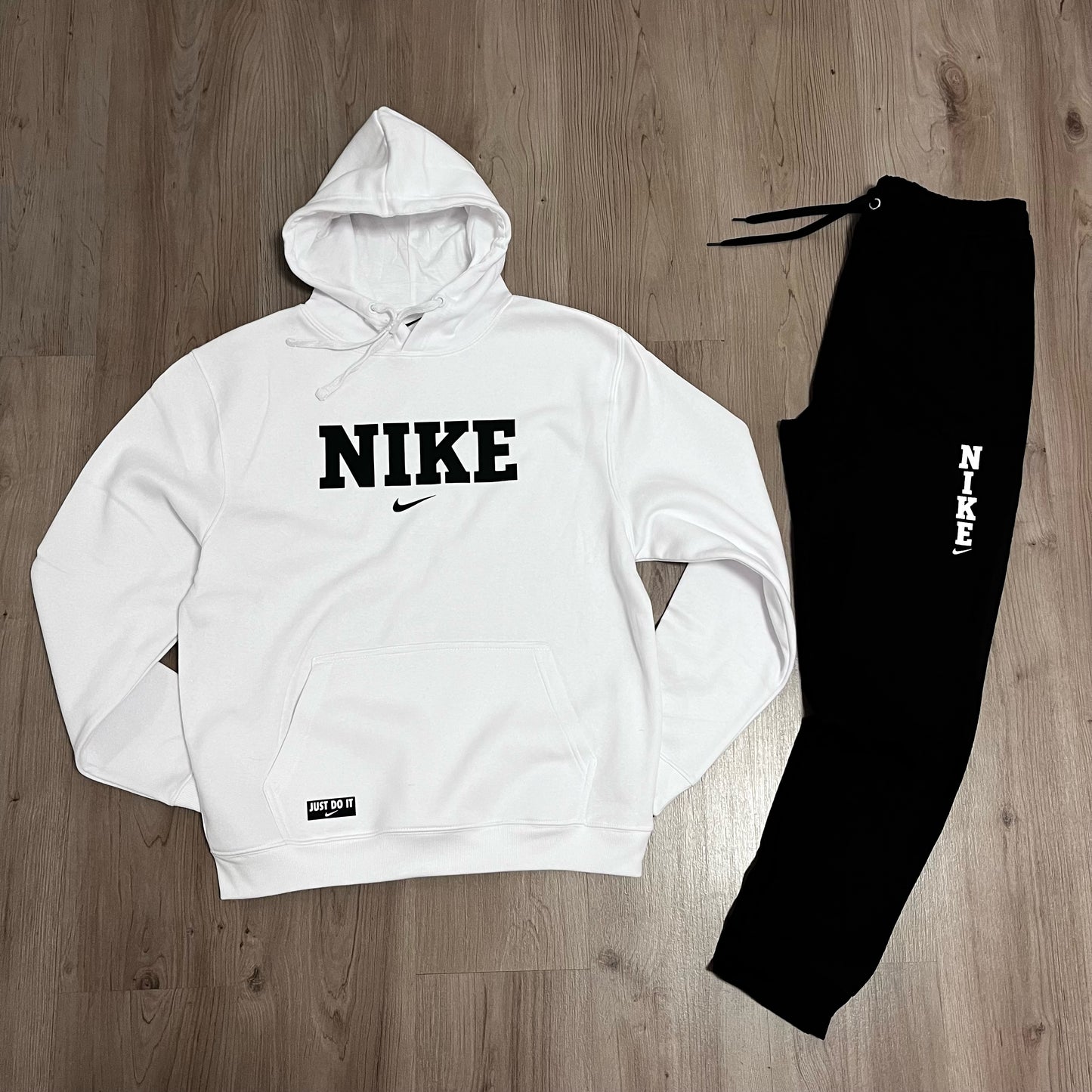 Conjunto largo NIKE