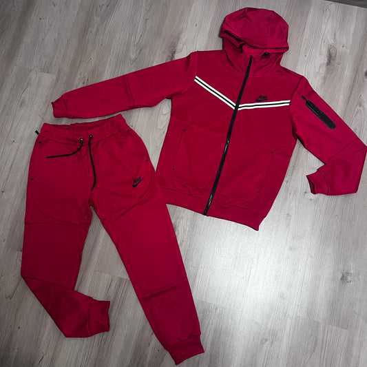 Conjunto TECH GRANATE