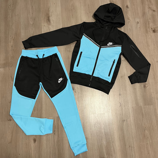 Conjunto NIKE TECH NEGRO/AZUL TURQUESA