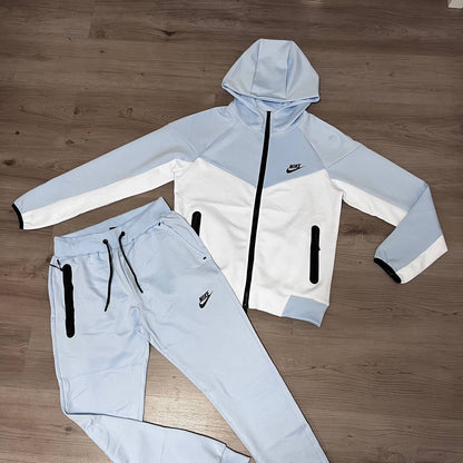 Conjunto TECH