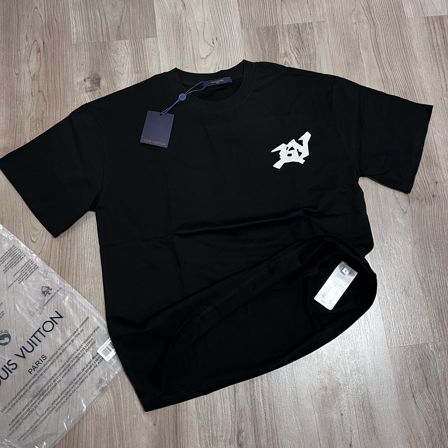Camiseta OVERSIZE LV BLACK