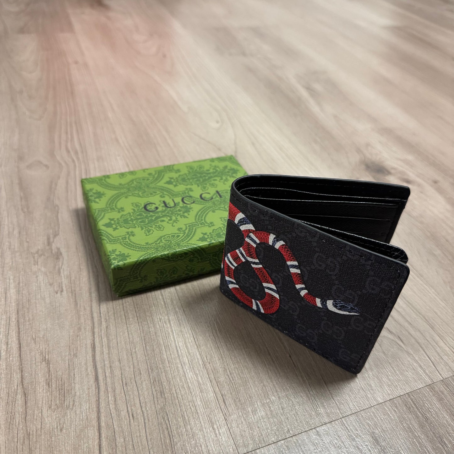 BILLETERA  BLACK GUCC SNAKE