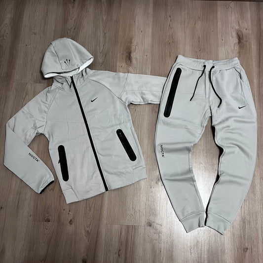 Conjunto NIKE NOCTA