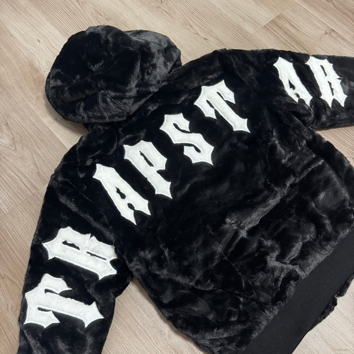 CHAQUETÓN CON PELO TRAPSTAR