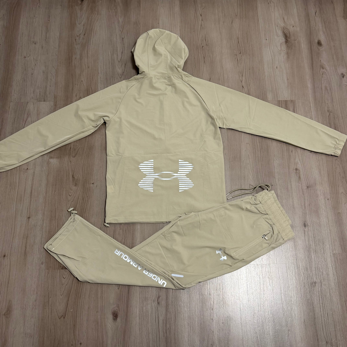 Conjunto UNDER ARMOUR
