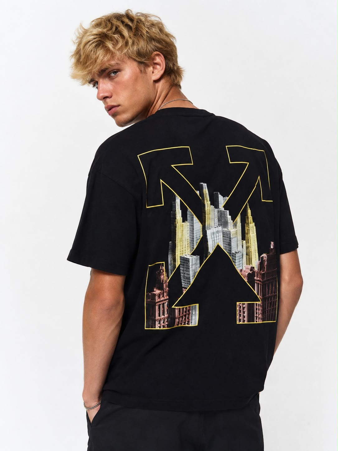 Camiseta OVERSIZE OF WHITE 🏙️