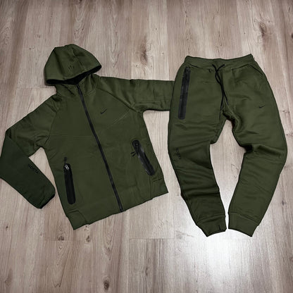 Conjunto NIKE NOCTA