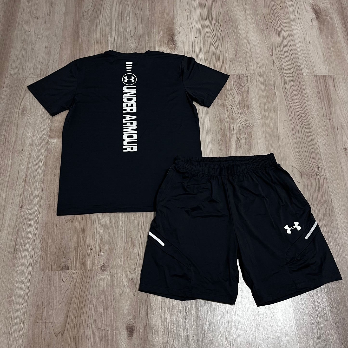 Conjunto corto UNDER ARMOUR SLIM FIT